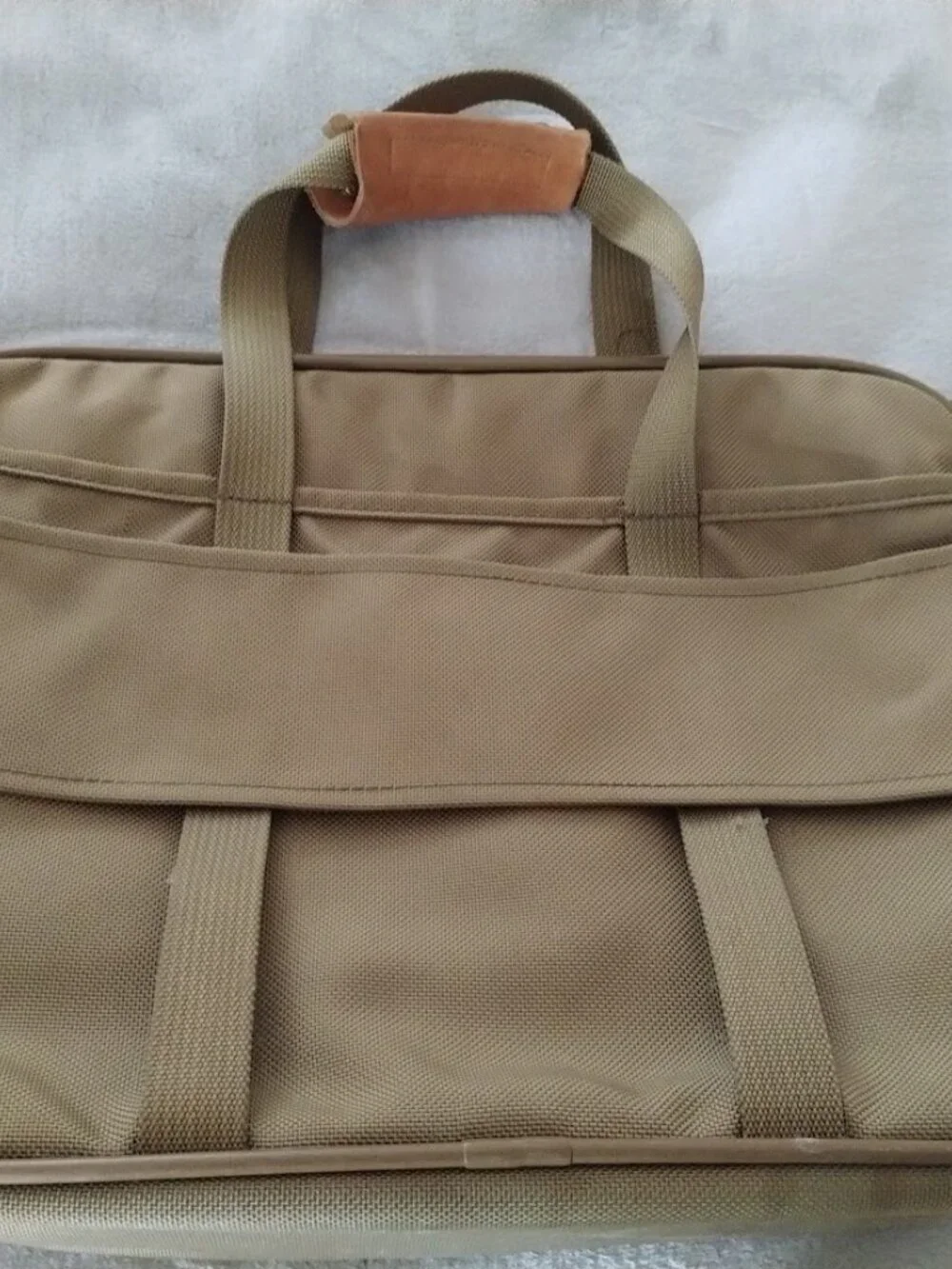 HARTMANN Belting Leather & Ballistic Nylon Laptop Messenger Carry- On Bag